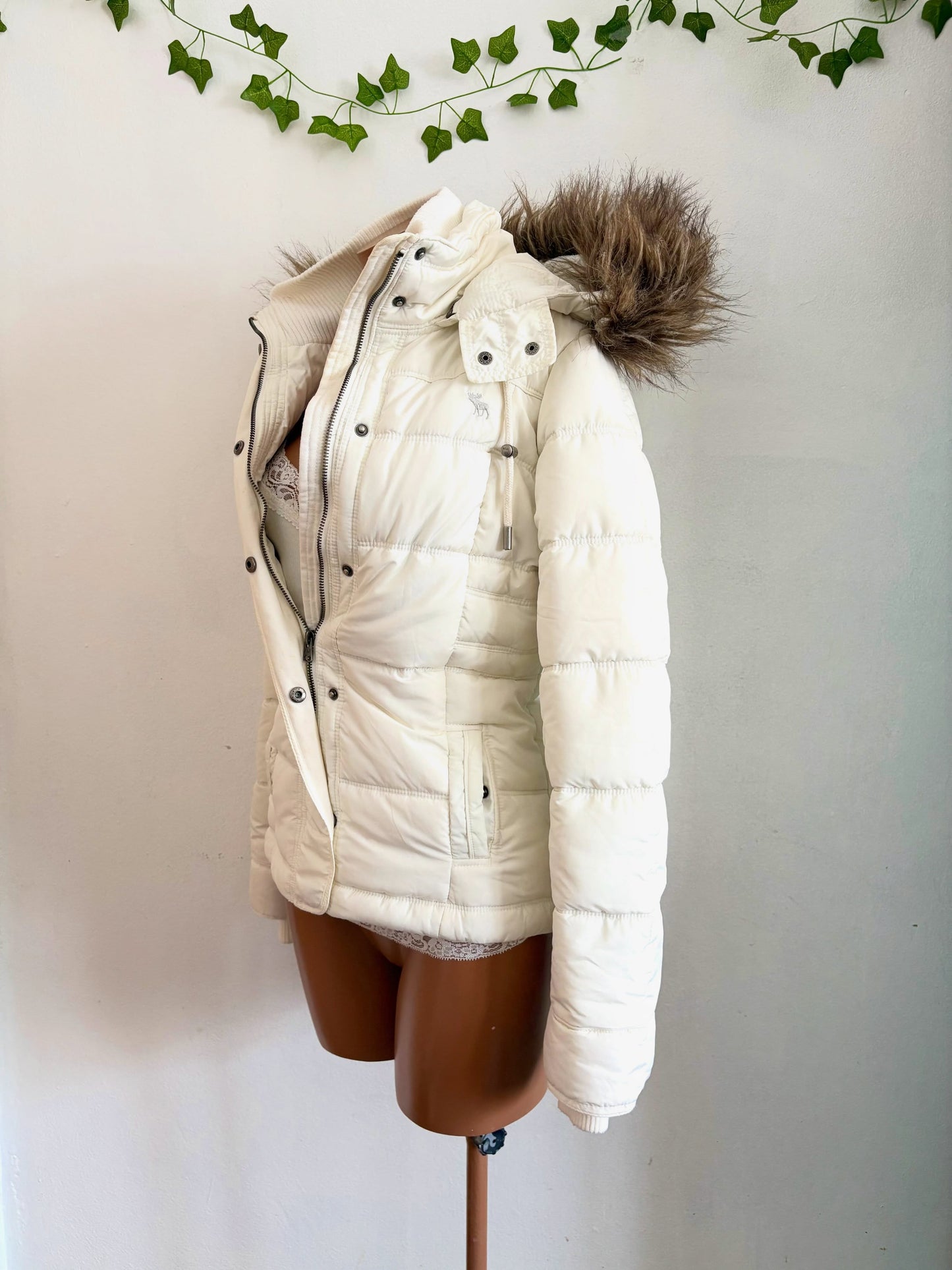 Y2K Hollis Puffer